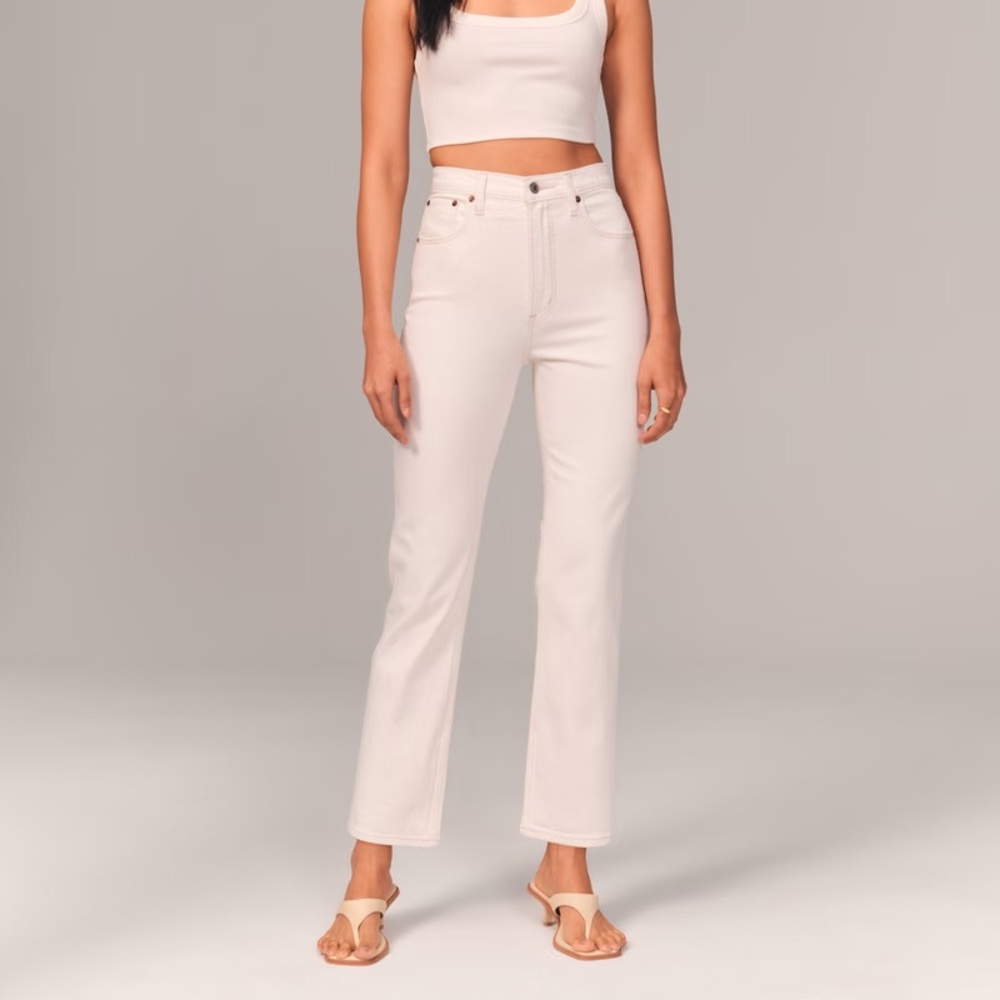 Abercrombie & Fitch The Ultra High Rise Ankle Straight Jeans NWT Size 22